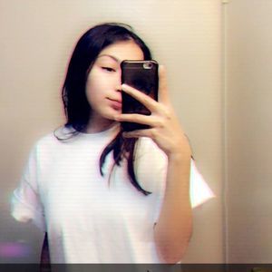 Meet your Posher, Briana